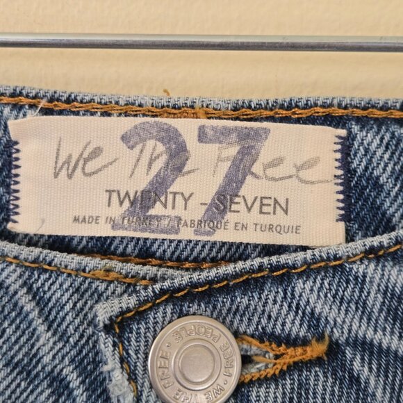 Free People We The Free NWT Long Lines Slit Straight Jeans Vintage Light Size 27 - Picture 9 of 12